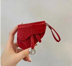 Mini bolso de sillín, monedero, estuche creativo para auriculares, llavero de moda para coche, estuche para auriculares con correa de reloj - Product Image 3