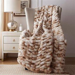 Sang Trọng Chất Lượng Cao Faux Lông Thỏ Giường Đặt Nặng Sang Trọng <span class=keywords><strong>Bunny</strong></span> Soother Mô Hình Hình Học Bìa Raschel Chăn Tùy Chỉnh - Product Image 1