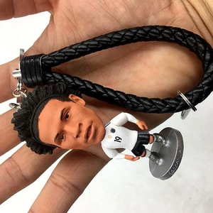 Porte-clés figurine de star du football en PVC pour Ronaldo, Neymar, Van Dijk, <span class=keywords><strong>Griezmann</strong></span> – Pendentif de joueur de football – Cadeau pour les fans - Product Image 5