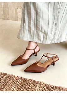 Sandalias de Tacón Alto Stiletto con Punta en Pico para Mujer, Nuevas y Sexys, Sandalias de Vestir de Cuero Marrón de Alta Calidad para Fiesta de Graduación - Product Image 4