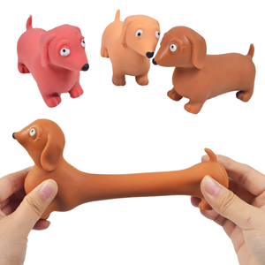 Jouet anti-stress extensible en silicone de 11,7 cm en forme de Teckel, rempli de sable, à presser et à tirer, mignon, réutilisable, pour filles, enfants et adultes - Product Image 1