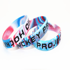 Cadeaux de promotion d'entreprise de bracelet de silicone de couleur mélangée bon marché - Product Image 4