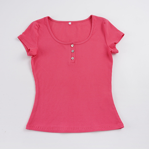 Top côtelé sexy et minimaliste en maille fuchsia à col en U, boutonné, extensible, coupe ajustée, manches courtes, polyvalent, pour l'été, avec effet amincissant à la taille - Product Image 6