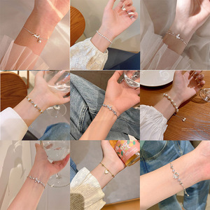 Pulsera perla versátil mujer diseño estilo Ins alta gama bangle pareja, joyería moda brazaletes cadena y eslabón - Product Image 3