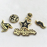 Tidak ada Minimum disesuaikan Logo kosong emas perak magnetik nama lencana Pin logam grosir Pin khusus lencana