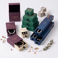 Boîte cadeau vide personnalisée avec revêtement mat et éponge intégrée, idéale pour l'emballage de chaînes de bijoux