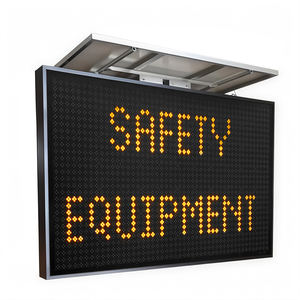 Panneau de signalisation routière mobile à LED à gradation automatique, alimenté par énergie solaire, monté sur remorque, étanche, à message variable - Product Image 1