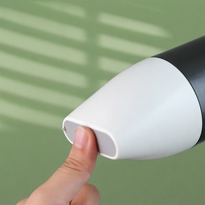 Botella de Agua Portátil para Mascotas, a Prueba de Fugas, para Perros, para Caminar, Hacer Senderismo y Viajar, de Grado Alimenticio - Product Image 6