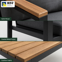 Ensemble de meubles de patio extérieur 4 pièces, structure en métal noir, plateau en bois, canapé deux places, 2 fauteuils, table basse, jardin