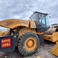 Rouleau compresseur vibrant robuste XS223J 22T à forte capacité de franchissement pour la construction de routes et de barrages en Afrique