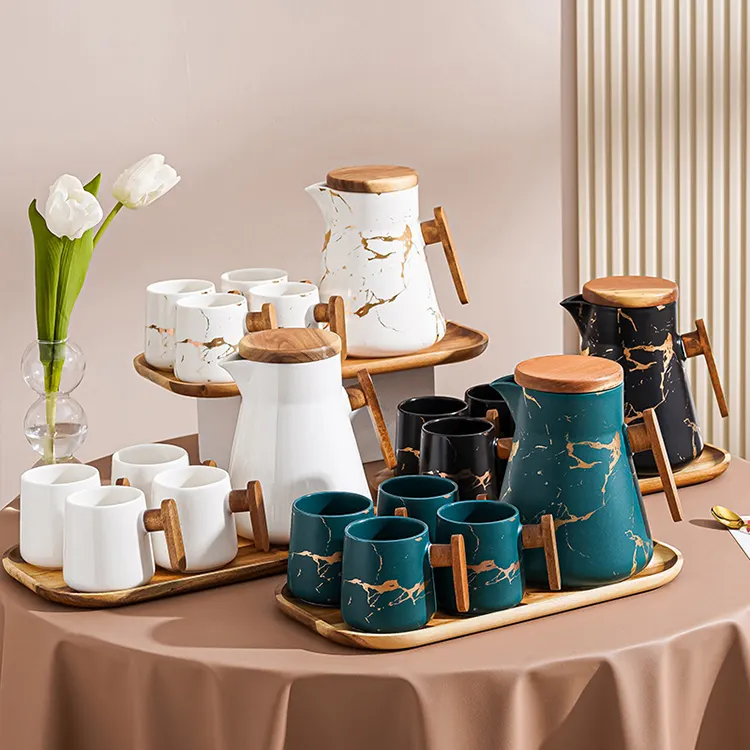 Klassiek Licht Luxe Goud Marmer Houten Handvat Bone China Keramische Turkse Theepot Paar Koffiekopjes Set Met Cadeauset Van 6