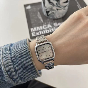 Fashionable Exquisite, Antique and Simple Women's <strong>Watch</strong> with square Glass Dial and Quartz Movement, High-quality 3ATM Waterproof - Product Image 4