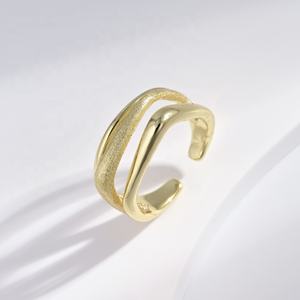 Bague en argent sterling 925 plaqué or, prix d'usine, bijoux fins, luxe, simple, tendance, polie, pour femme, géométrique, hip hop. - Product Image 5