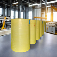 Autocollant adhésif en rouleau géant simple face en BOPP flexible, activé par l'eau, imperméable, pour scellage de cartons, 160-180 g/m²