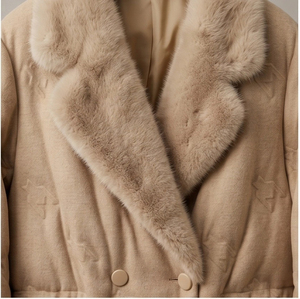 Manteau d'hiver pour <span class=keywords><strong>femme</strong></span> en mélange de laine de chameau et duvet de canard blanc, avec col en fourrure de vison véritable amovible, double boutonnage, poches en cuir - Product Image 3