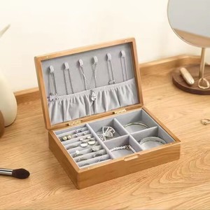 Wooden Jewelry Box With Lining Divided Compartment Flip Top Portable <b>Ring</b> <b>Storage</b> Rectangle 24x16.5x6.2cm Simple Style - Product Image 4