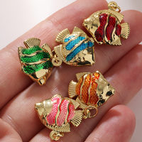 Nouveau Style de plage d'été plaqué or 18 carats émail animaux de la mer breloques mode étoile de mer conque poisson coquille pendentifs pour la fabrication de bijoux