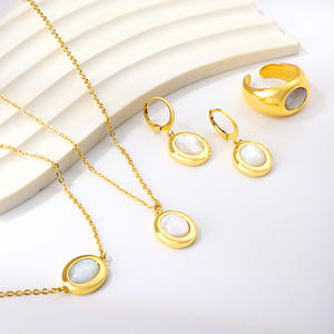 Ensemble de bijoux minimalistes européens et américains en coquillages blancs, collier, boucles d'oreilles, bague, bracelet en acier inoxydable, bijoux de mode pour femmes - Product Image 4