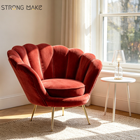 Meubles de salon modernes, tapisserie en velours rouge, coquille fleur doigt loisirs Accent canapé chaise avec pieds dorés