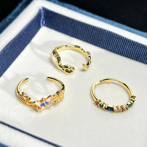 Bague en cuivre Fairycore glamour dégradé papillon Zircon dentelle bandes ouvertes empilables pour les looks de fête et de soirée - Product Image 1