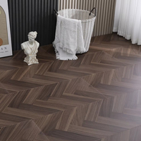 Parquet stratifié chêne foncé chevron HDF AC4 imitation noyer, système clic, pour salon et villa de luxe