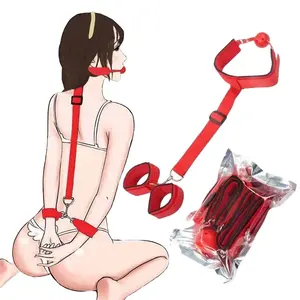 뜨거운 판매 BDSM 바인딩 키트 목 손목 구속 키트 눈 마스크 뒤에 Handcuff 칼라 여성