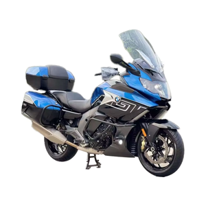 Motocicleta Deportiva BMW1 K1600GTL Cruiser Premium Usada con Características de Suspensión y Personalización - Product Image 4