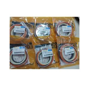 ชุดซีลกระบอกบูมแขนกระบอกไฮดรอลิกโอริงสำหรับ CAT320C E320รถขุด - Product Image 1