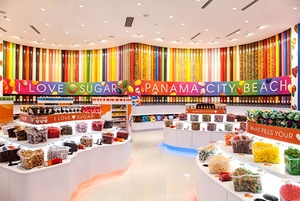 Diseño de tienda de dulces personalizado moderno | Estantes de exhibición de aperitivos únicos Soluciones interiores a medida Diseño de interiores de tienda de dulces - Product Image 4
