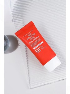 Mediccube <span class=keywords><strong>Crema</strong></span> <span class=keywords><strong>Solare</strong></span> Rossa <span class=keywords><strong>Idratante</strong></span> di Alta Qualità Nuova Versione <span class=keywords><strong>Protezione</strong></span> UV per Esterni Rinfrescante Non Appiccicosa Lenitiva - Product Image 2