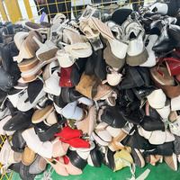 Liquidation d'articles en surplus : Chaussures d'occasion de marque, de haute qualité, pour femmes, à talons, vente en gros en vrac