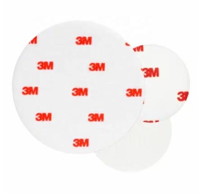 Disco de Pulido de Fieltro 3M Finesse-it 09358 de <span class=keywords><strong>5</strong></span> Pulgadas, Grano Fino, Forma de Disco, para Carrocerías de Automóviles, Espuma Roja con Logotipo, Lazo Blanco para un Acabado de Alto Brillo - Product Image 2