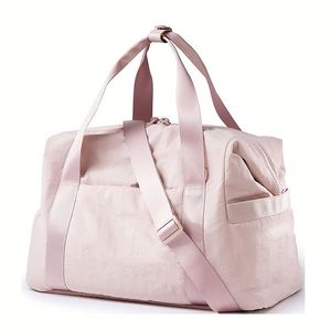 Bolsa de Gimnasio Resistente al Agua, Bolsa de Viaje de Gran Capacidad para Deportes y Viajes - Product Image 1