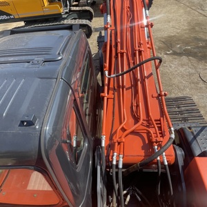 Excavatrice sur chenilles hydraulique HITACHI ZX240 d'occasion, 24 tonnes, matériel de construction - Product Image 5