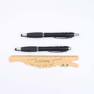 Bolígrafo de Plástico Negro con Logotipo Personalizado al por Mayor, con Punta Táctil y Ancho de Escritura de 1.0 mm - Product Image 6