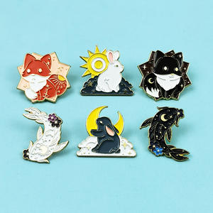 Broche Poisson Yin-<span class=keywords><strong>Yang</strong></span> Style Ancien, Badge Métallique Créatif Personnalisé Soleil Lune Lapin Renard pour Décoration de Sac à Dos - Product Image 3