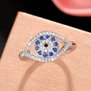 Anello con Design Occhio del Diavolo, Anello Creativo Simbolico per Donne - Product Image 4