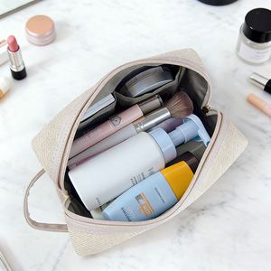 Bolsa de Aseo de Viaje Grande de Color Natural Personalizada, Bolsa de Maquillaje Cosmética Vintage de Cuero PU Impermeable para Mujer - Product Image 5