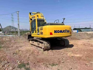 รถขุดไฮดรอลิกแบบตีนตะขาบ Komatsu PC220-8MO มือสองจากญี่ปุ่น น้ำหนัก 22 ตัน สีเหลือง พร้อมเครื่องยนต์ Kawasaki และบุ้งกี๋ขุด - Product Image 3