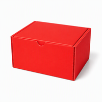 Emballage cadeau en carton personnalisé, minimaliste et luxueux, en matériaux recyclés rigides, avec fermeture magnétique et laminage mat