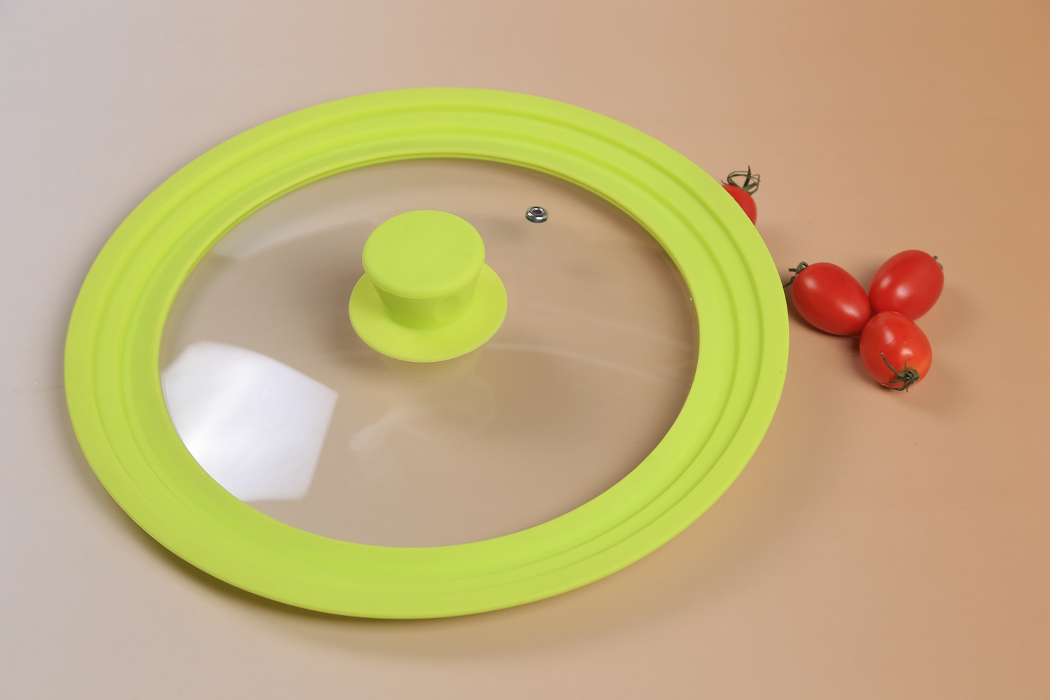 Green silicone rim glass lid