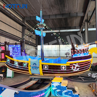 Manège Bateau Pirate Volant 16 Places Hotfun pour Parcs d'Attractions et Carnavals