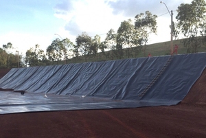 Đen polyethylene cường độ cao 100% Virgin Tấm Nhựa Tùy Chỉnh không thấm nước nuôi trồng thủy sản hồ bơi <span class=keywords><strong>HDPE</strong></span> màng đất lót - Product Image 6