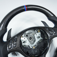 Volant personnalisé en fibre de carbone avec palettes de changement de vitesse et cuir perforé pour BMW Série 3 M3 E46 E39 E53 330ci 325i