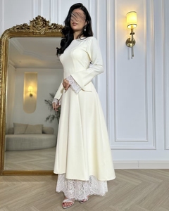 Robe longue cintrée à la taille avec patchwork en dentelle personnalisée Loriya, Abaya Dubaï, mode modeste pour femmes, fermeture éclair dissimulée, robe en polyester pour l'automne - Product Image 2