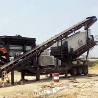 Nouvelle ligne de production mobile d'extraction de gravier calcaire de carrière de concasseur de contre-attaque sur chenilles à vendre