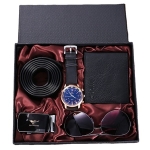 Luxury Trend Men Watch Set 4pcs cintura in pelle portafoglio occhiali da sole orologi al quarzo Set regalo regalo di moda <span class=keywords><strong>per</strong></span> <span class=keywords><strong>marito</strong></span> papà amico - Product Image 1