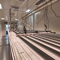 Conteneur de culture mobile intelligent de 40 pieds avec pompe à moteur et système de régulation de croissance entièrement automatisé pour une plantation à grande échelle optimisée