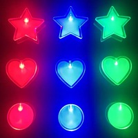 Badge lumineux LED écologique en plastique PS avec impression sérigraphiée pour événements promotionnels sur le thème de la romance