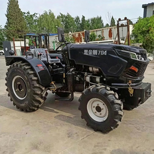 Tractor Agrícola Compacto 4x4 Negro 804 con Transmisión por Engranajes, Maquinaria Agrícola de Alta Productividad - Product Image 4